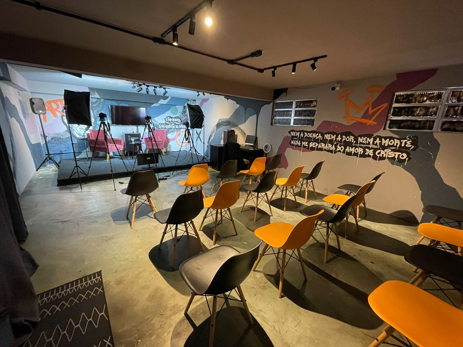 WhatsApp Image 2024-05-18 at 13.30.57.jpeg