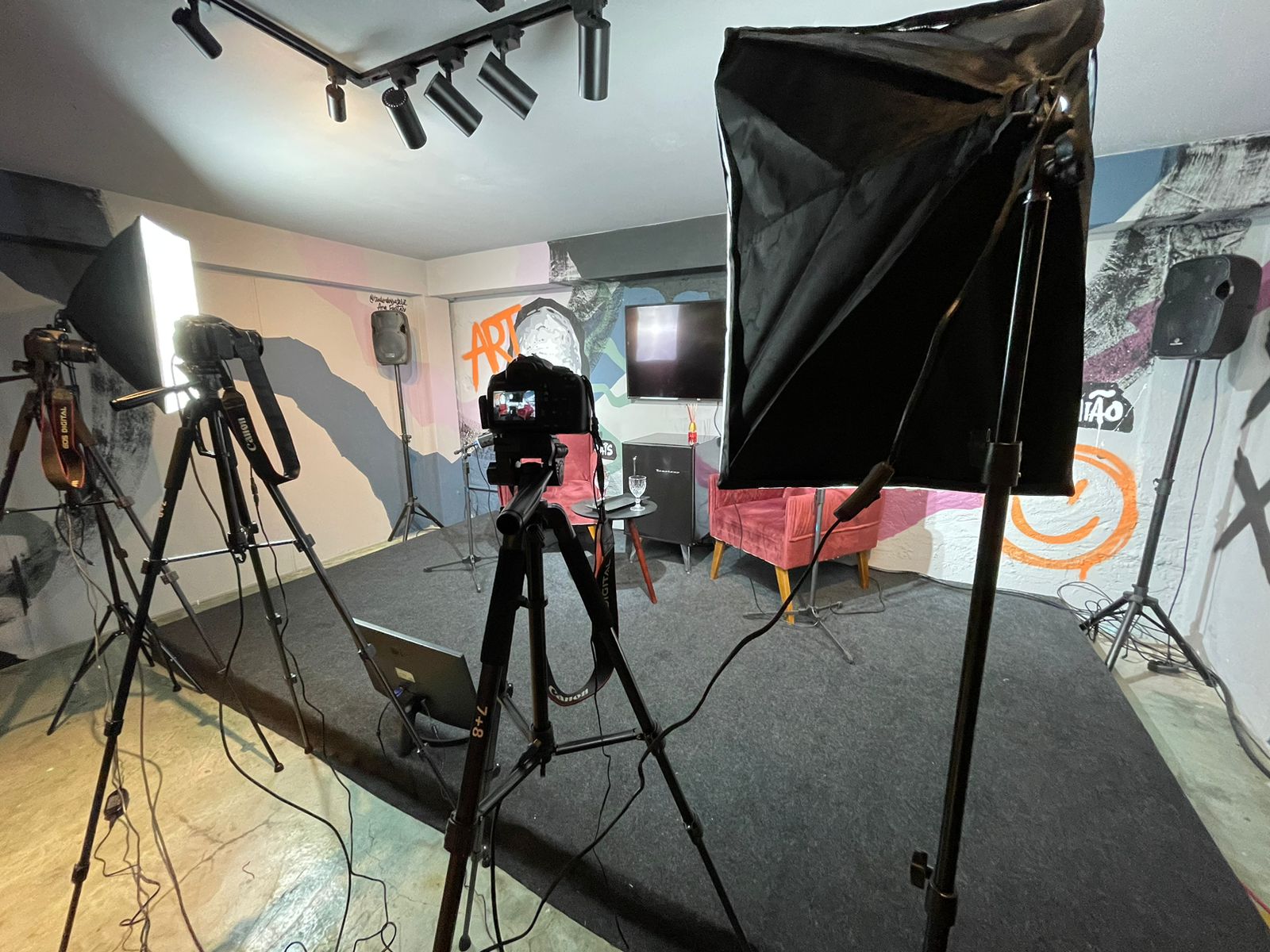 WhatsApp Image 2024-05-18 at 13.30.51 (1).jpeg